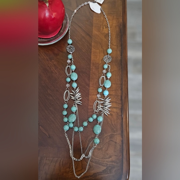 Faux Turquoise Silver Multi layer necklace New with Tags - Picture 3 of 6